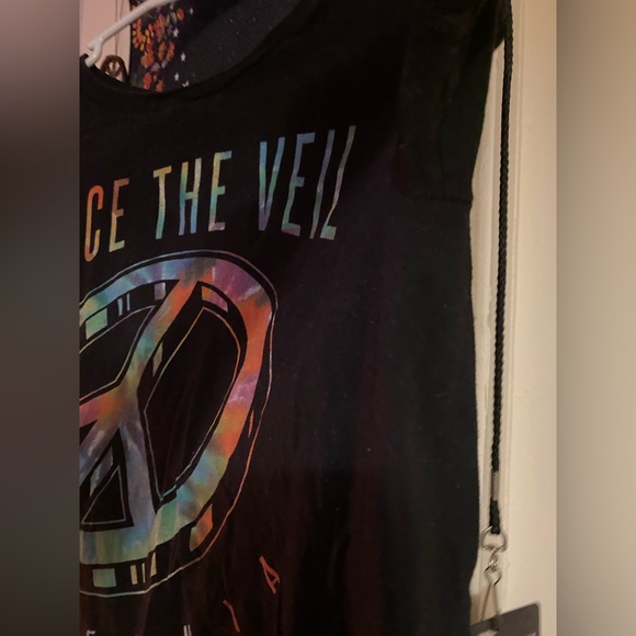 Pierce the Veil Shirt, Small - Picture 3 of 5